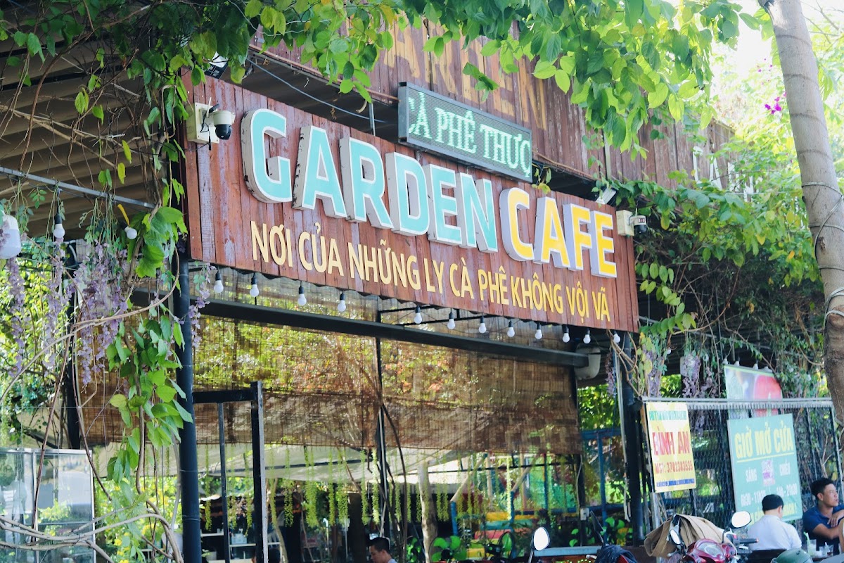GARDEN BICONSI CAFE