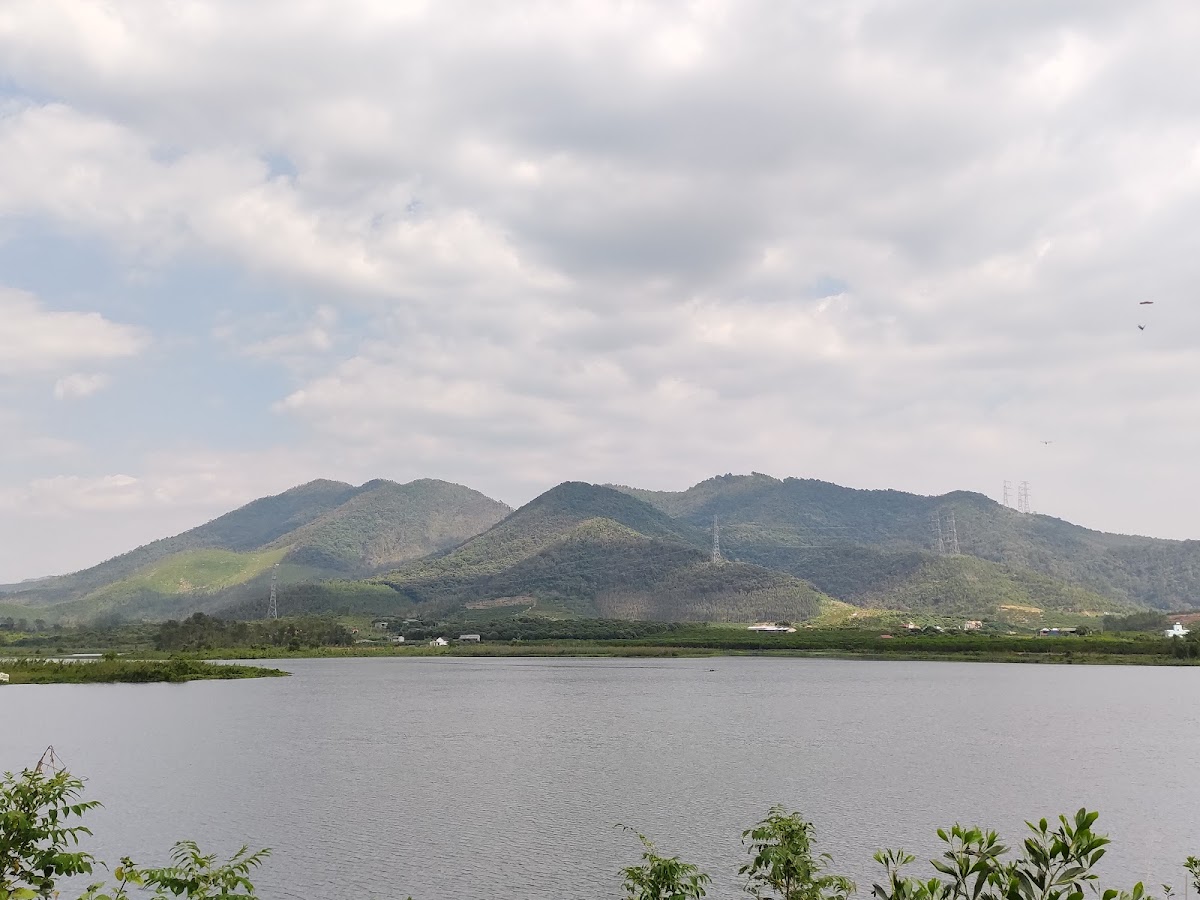Hồ Bến Tắm