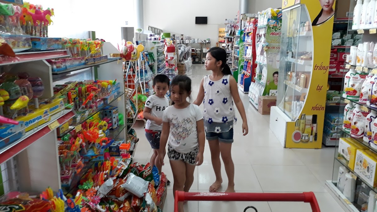 Tạp hóa Bà Mây