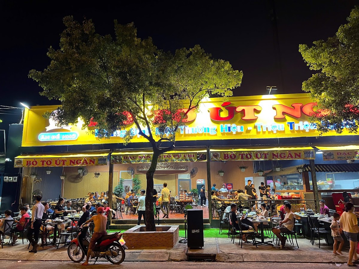 Bò Tơ Út Ngân - CN Tân Hiệp