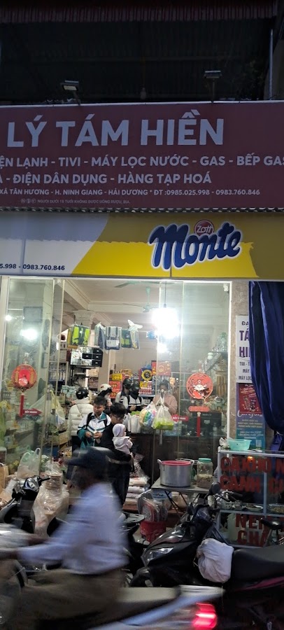 Cửa Hàng Tạp Hóa Hiền Tám