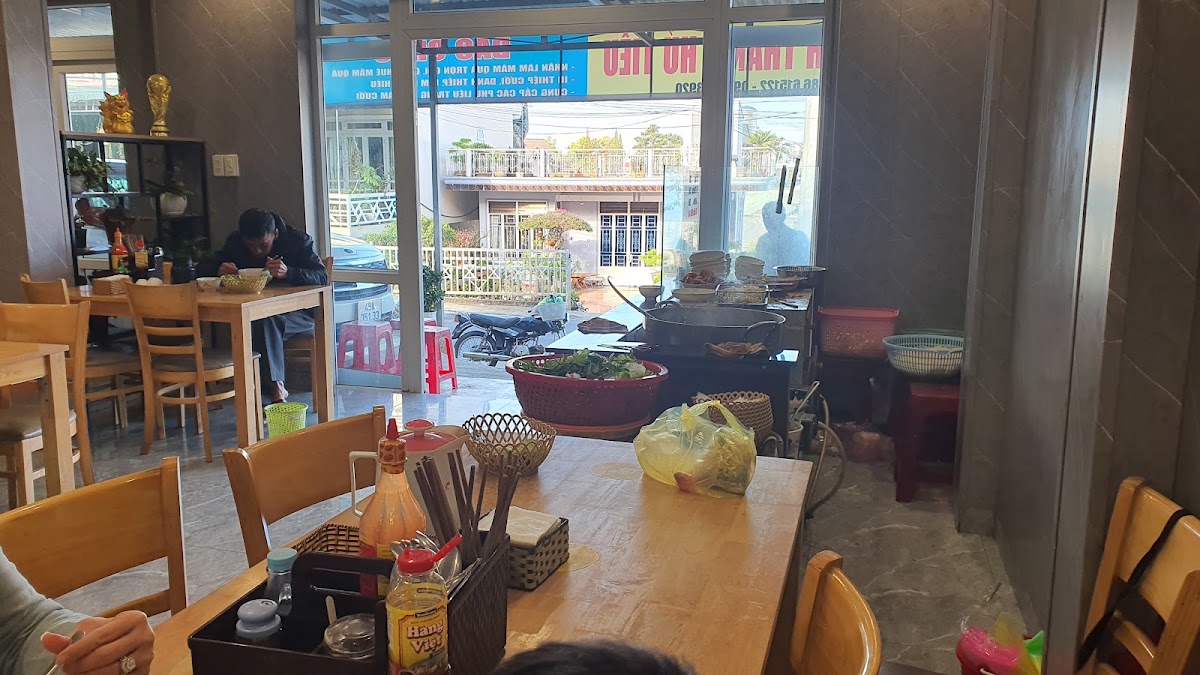 Mì hoành thánh - hủ tiếu anh Châu