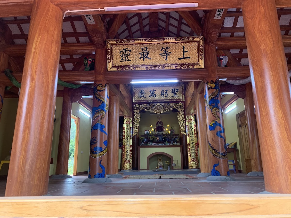 Xưởng gỗ kiều Hưng