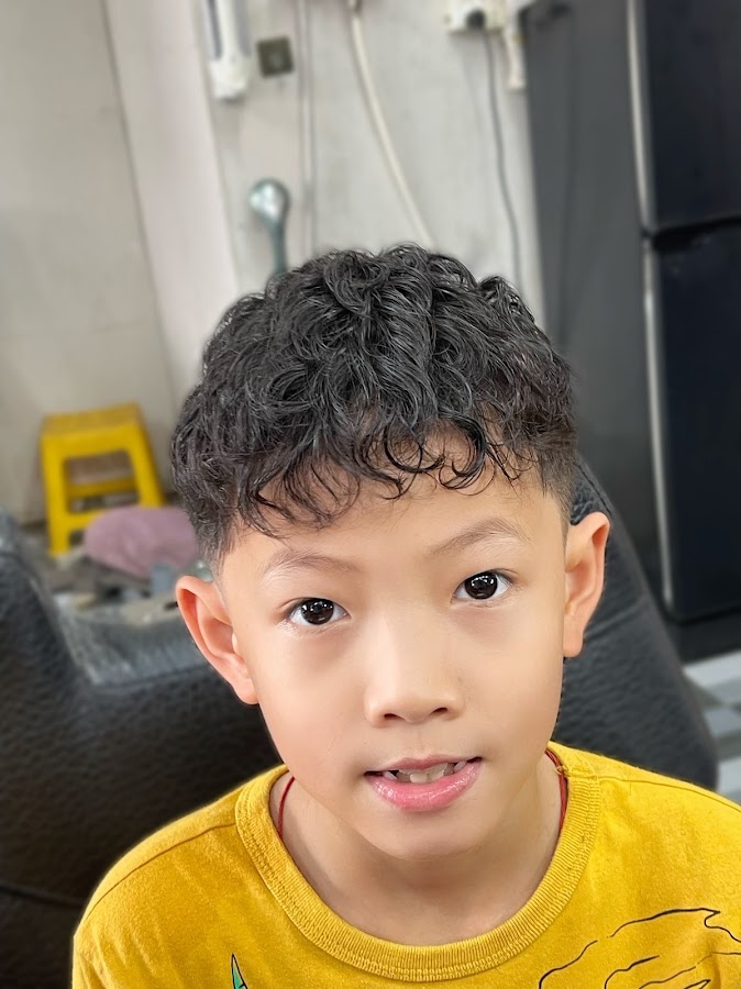 KIM QUÝ BARBER SHOP