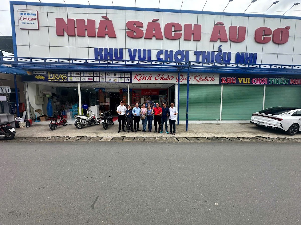 Nhà Sách Âu Cơ - Khu Vui Chơi Thiếu Nhi