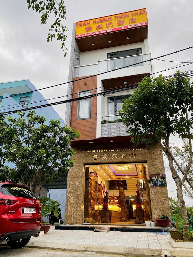 Trầm Hương Thiện Phát