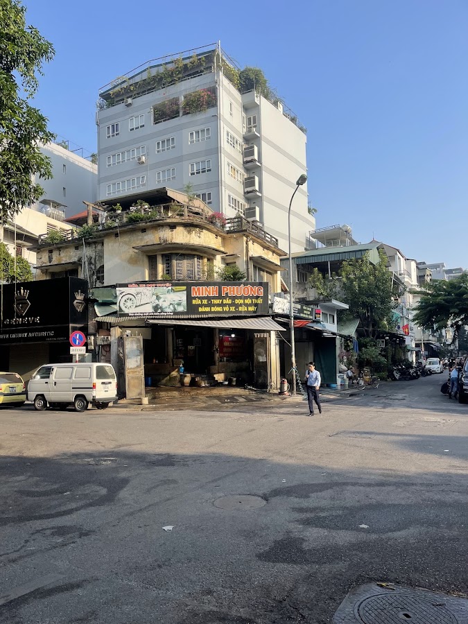 Tiệm Rửa Xe 16