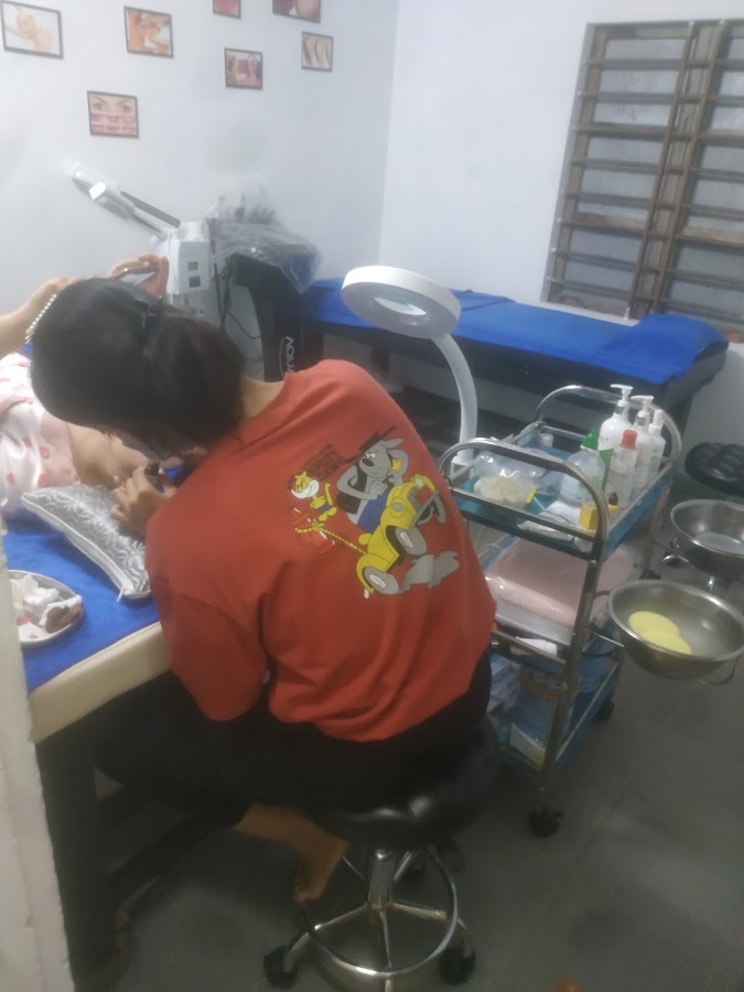 Trung Tâm Chăm Sóc Sắc Đẹp Linh Ân-Tóc-Nail-spa-Mỹ Phẫm