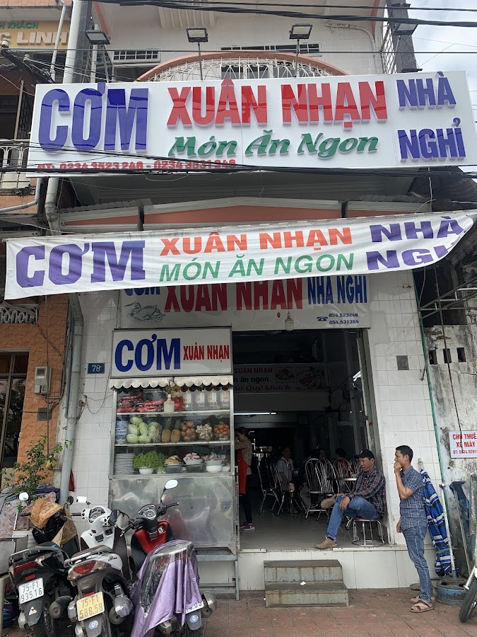 Quán Cơm Xuân Nhạn
