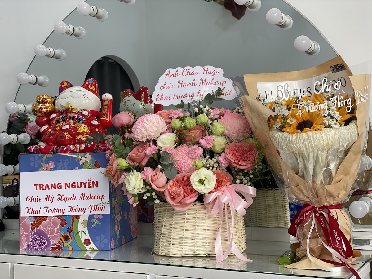 Makeup Mỹ Hạnh & Xị home relax