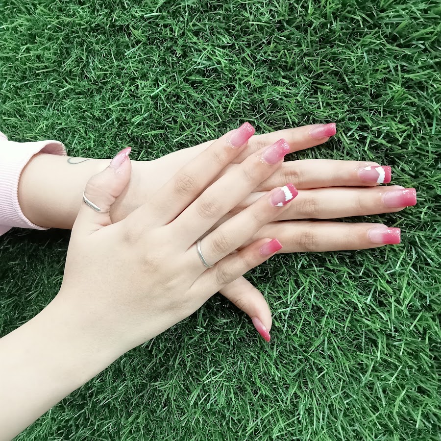 B S NAIL STUDIO