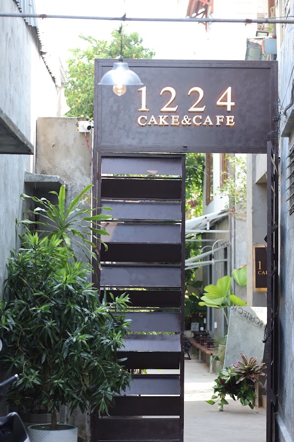 1224 CAKE & CAFE ( Xưởng Bánh Thủ Công và Cafe )