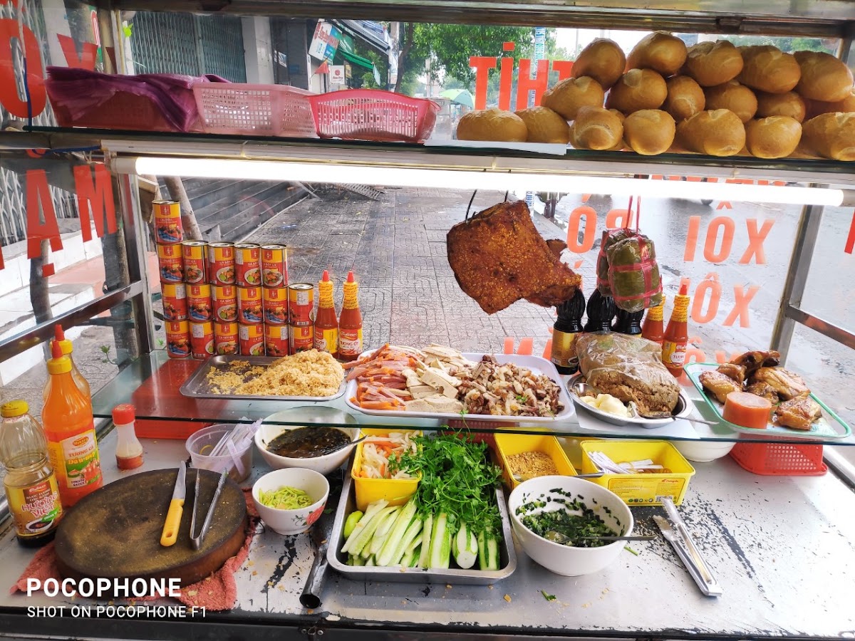 Bánh mì bò né 493