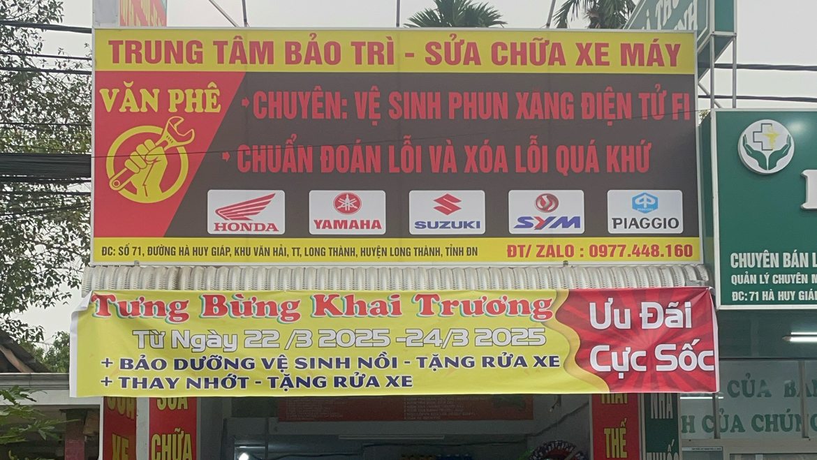 Tiệm Sửa Xe Văn Phê