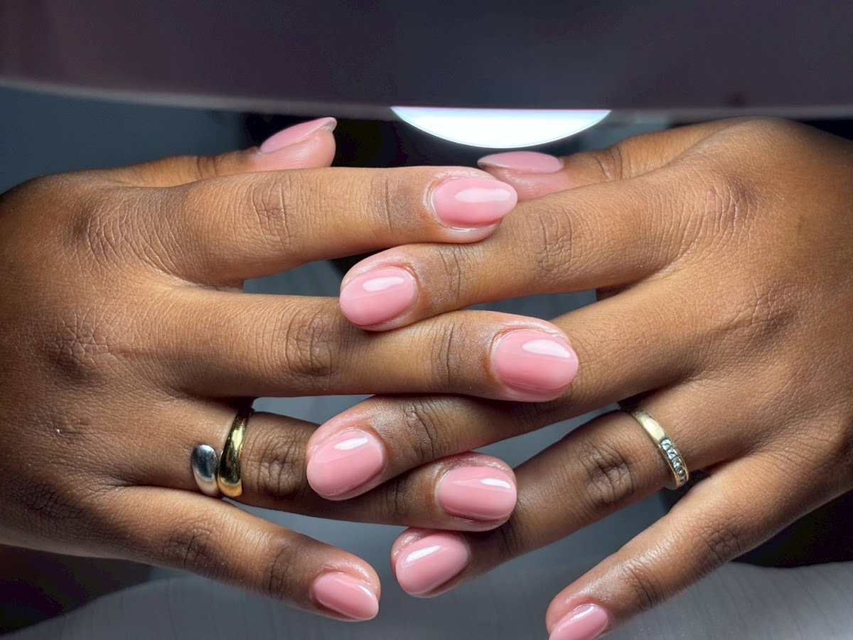 Million Nails & Spa