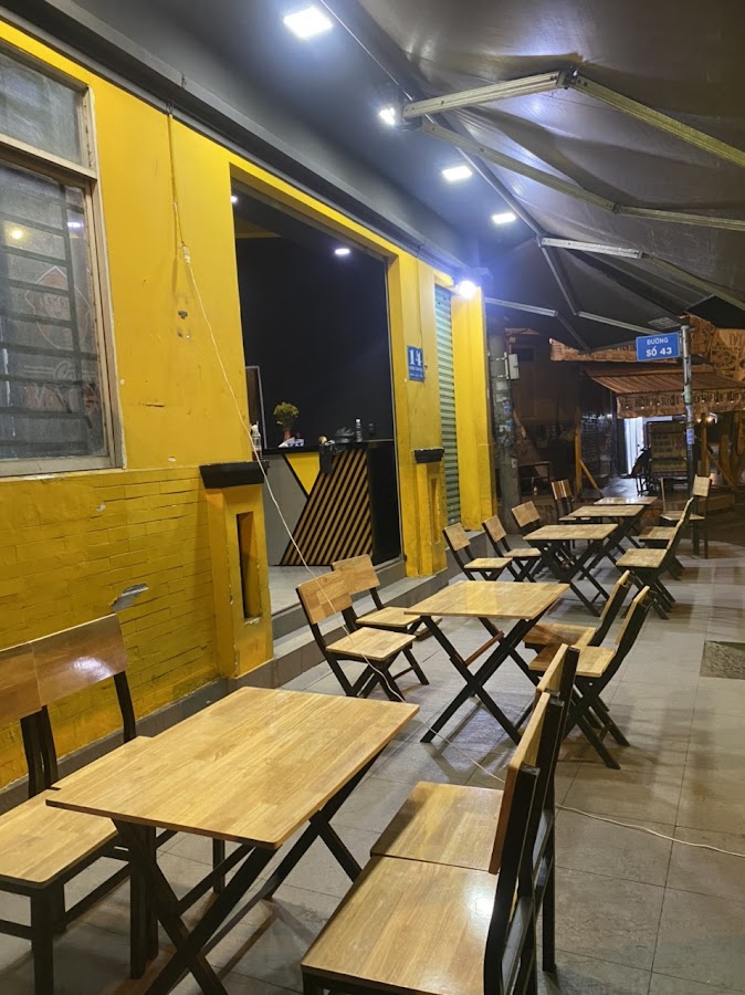 LẨU GÀ LÁ É NẮNG