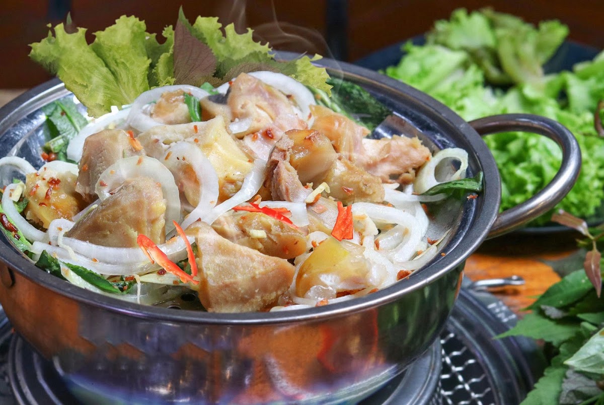 Quán Gà Nướng Chợ Quang Vinh 1
