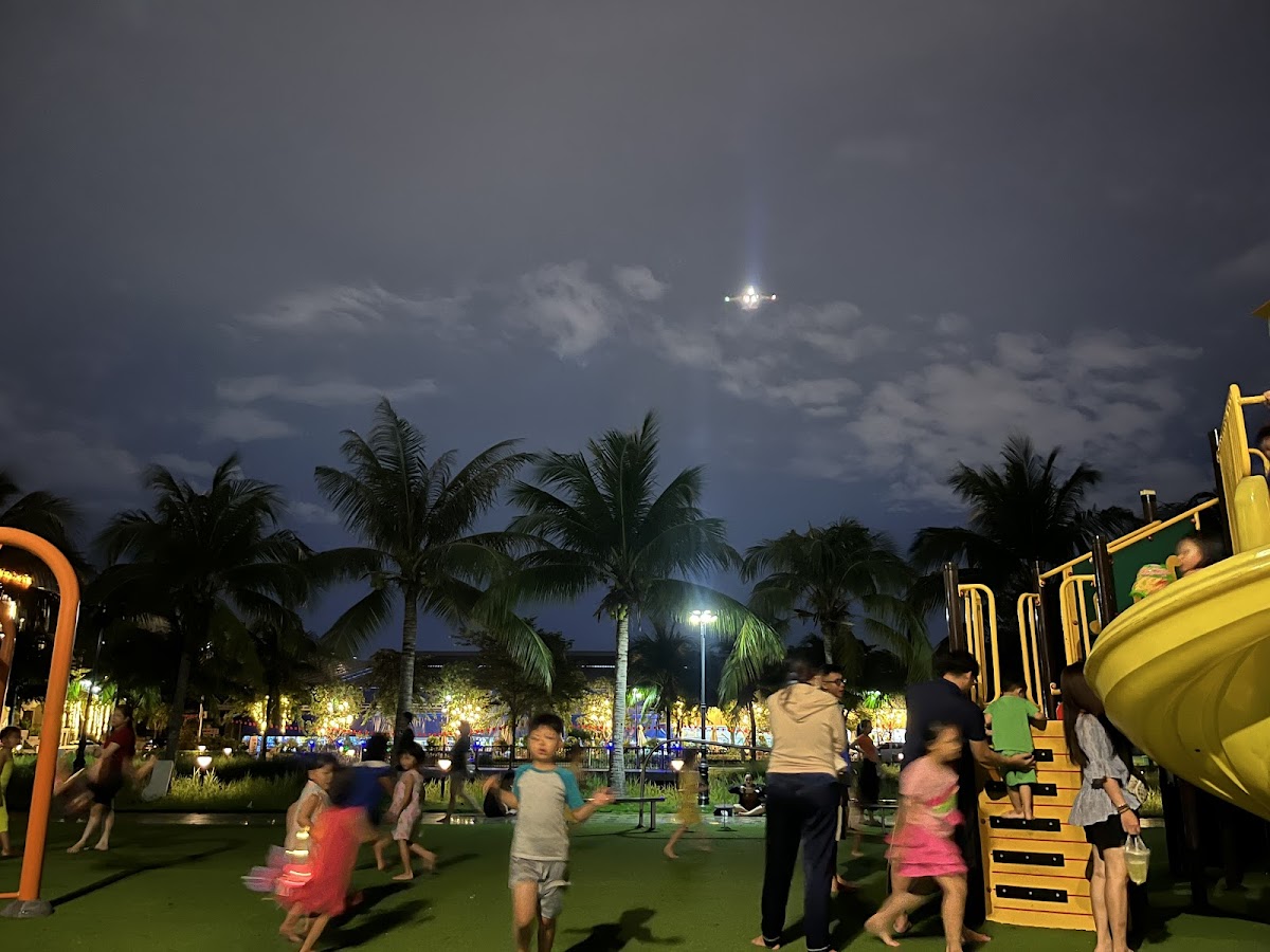 Khu vui chơi trẻ em vạn phúc