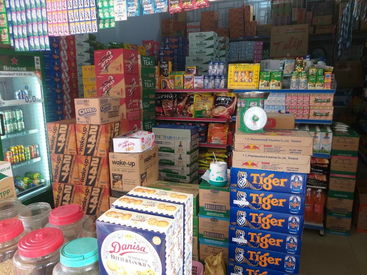 Cửa Hàng Tạp Hóa Út Phượng
