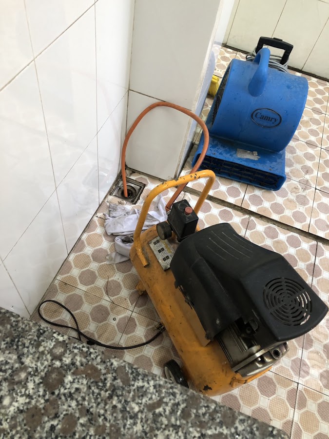 Hút bể phốt. Thông tắc cống Hải phòng. VE SINH PRO