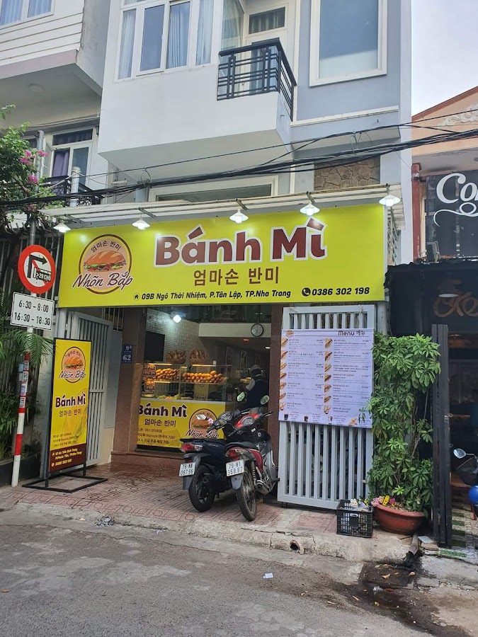 Bánh mì Nhõn Bắp - 엄마손 반미