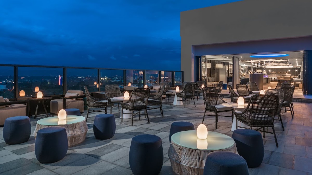 Straight Up Rooftop Bar at Seda Vertis North