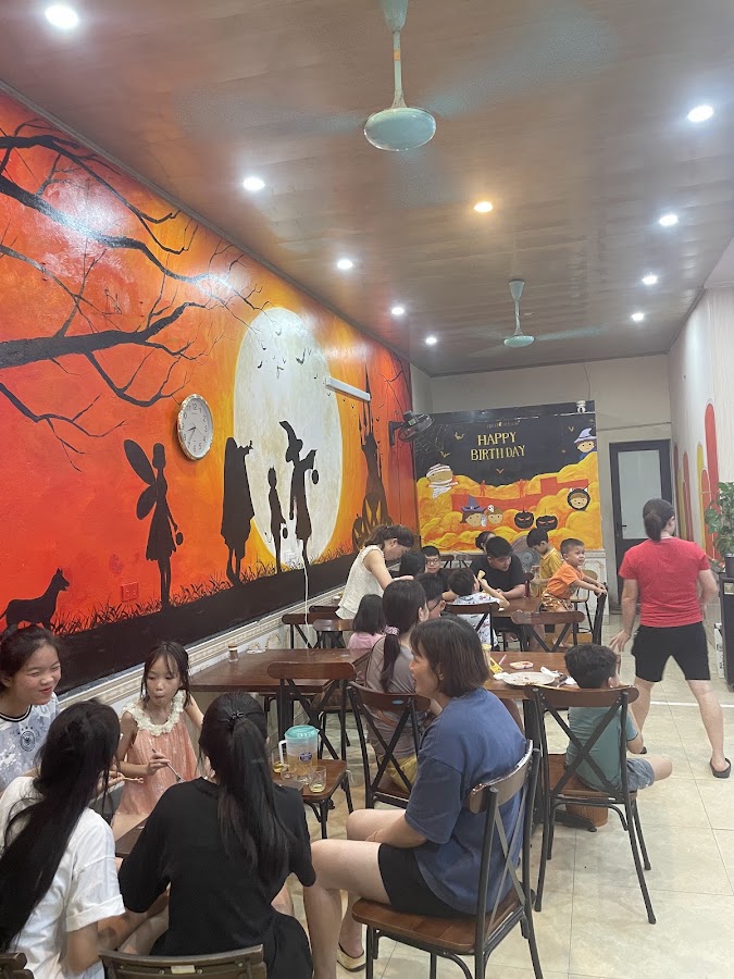 Tiệm gà rán Halloween Văn An