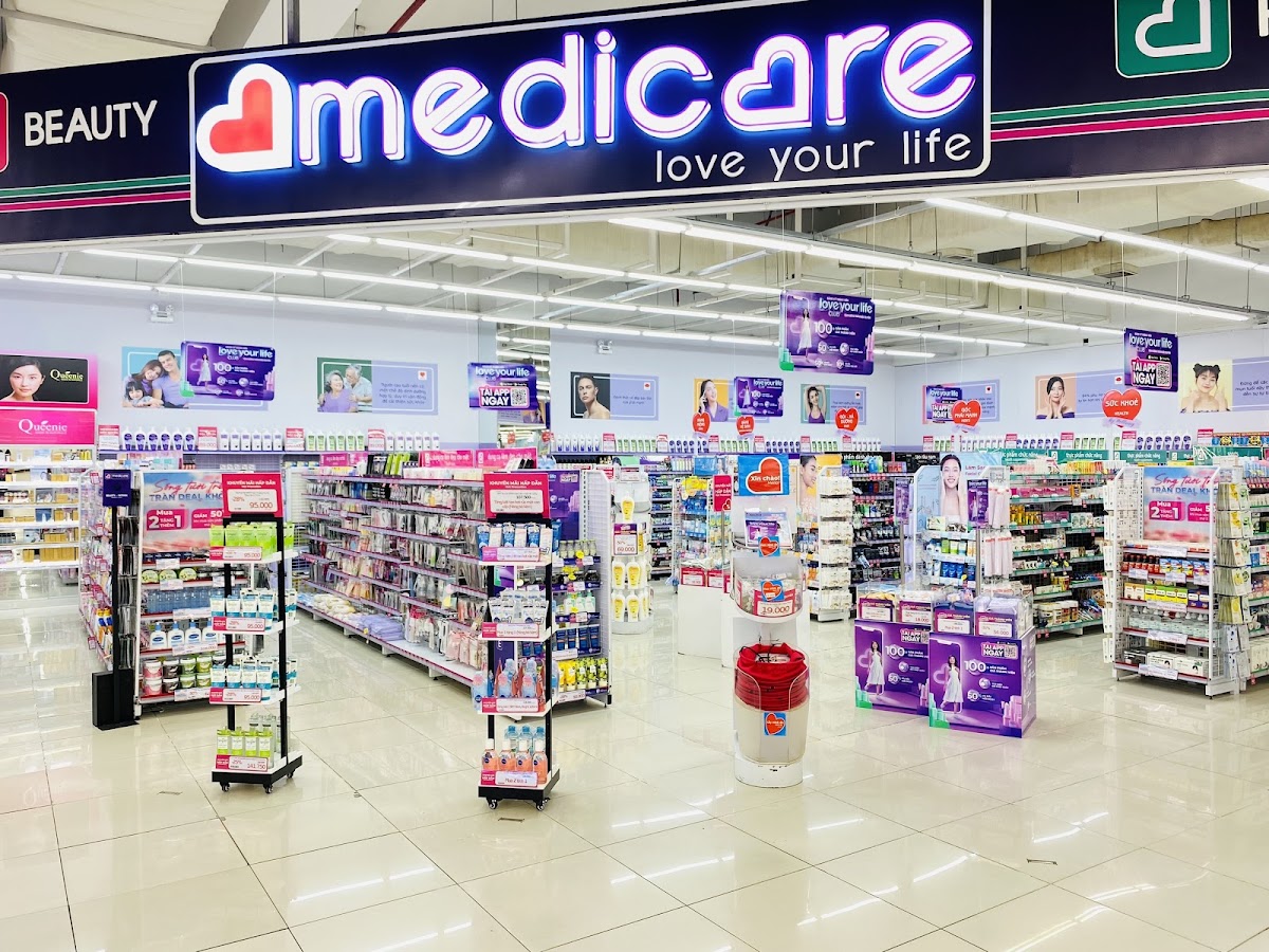 MEDiCARE - BEAUTY AND HEALTH