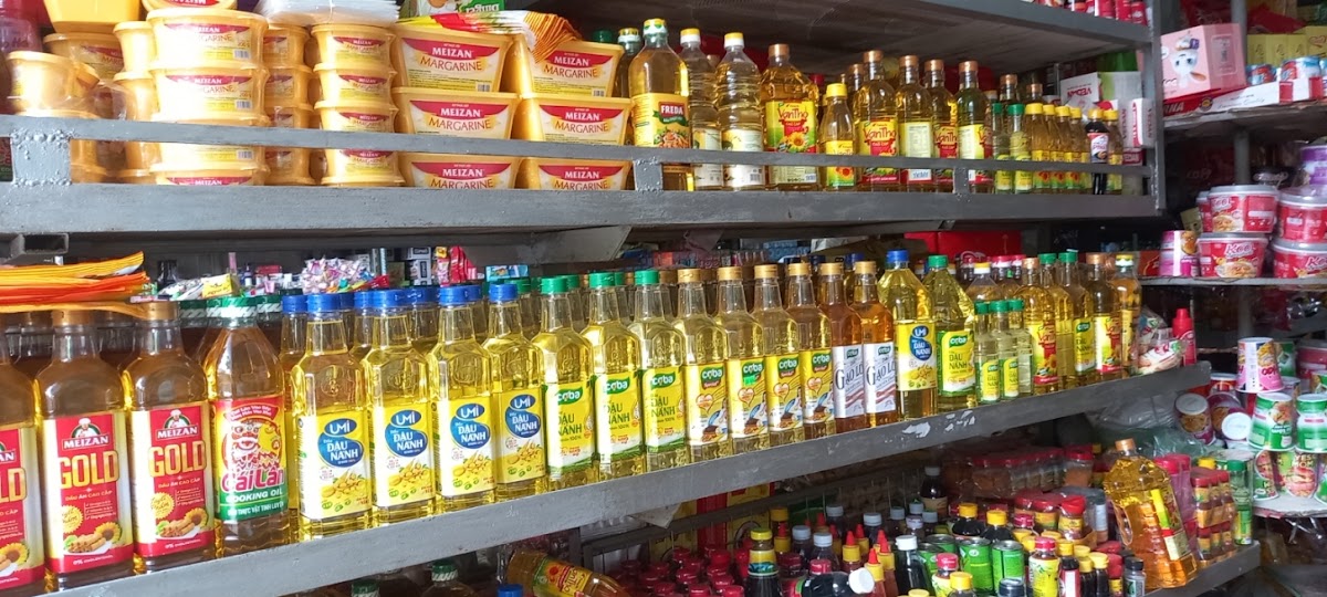 Cửa Hàng Tạp Hóa Thiệp Vân