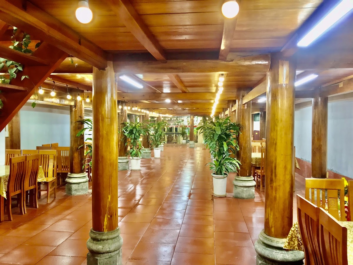 Nhà Hàng Việt Nguyên Nội Bài