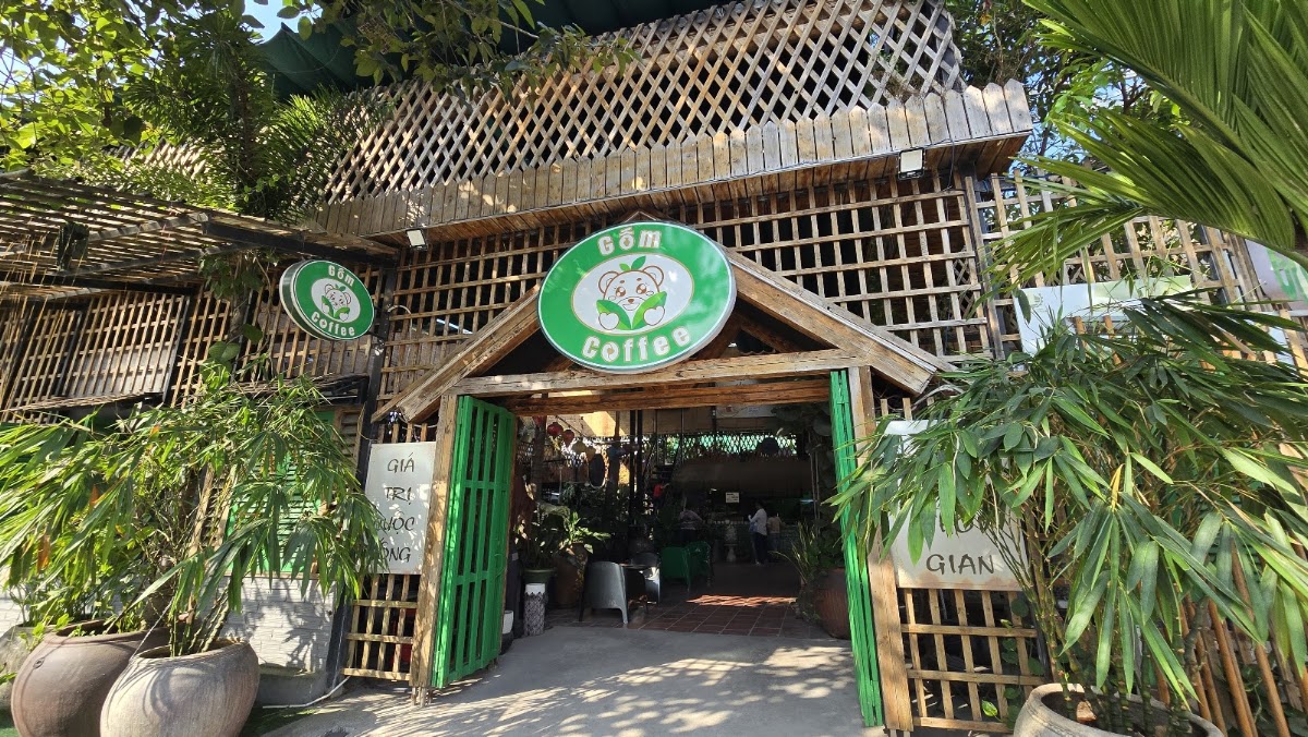 Gốm Coffee Workshop Bến Lức