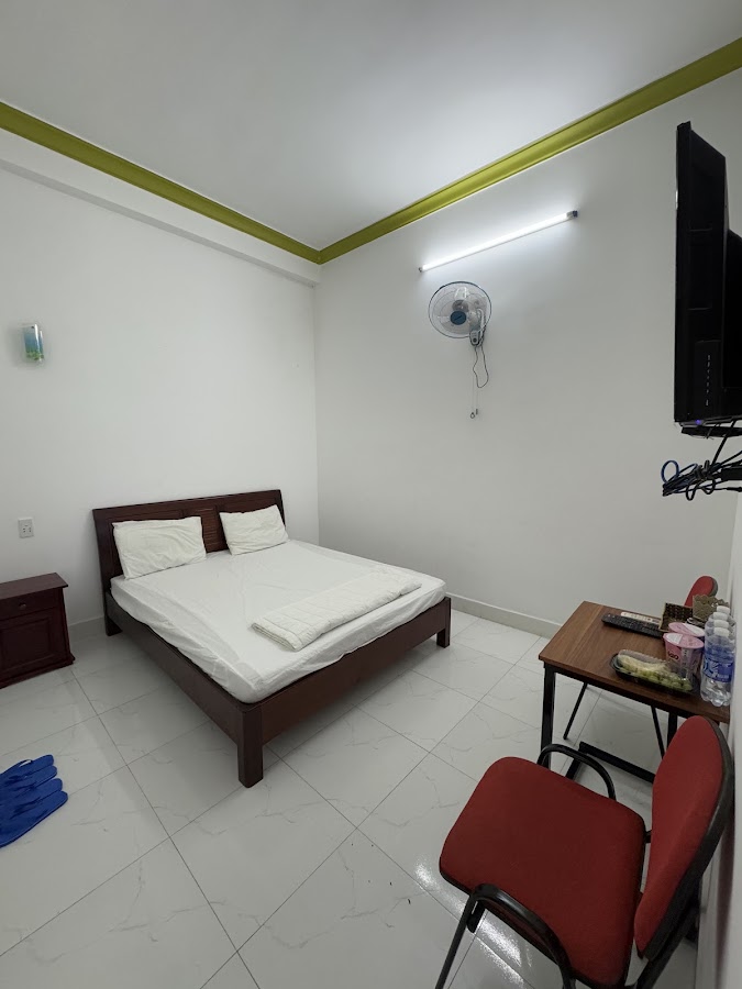 Nhà nghỉ Đường Sông