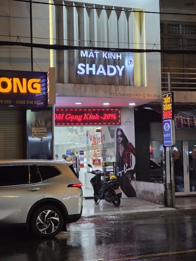 Mắt Kính Shady