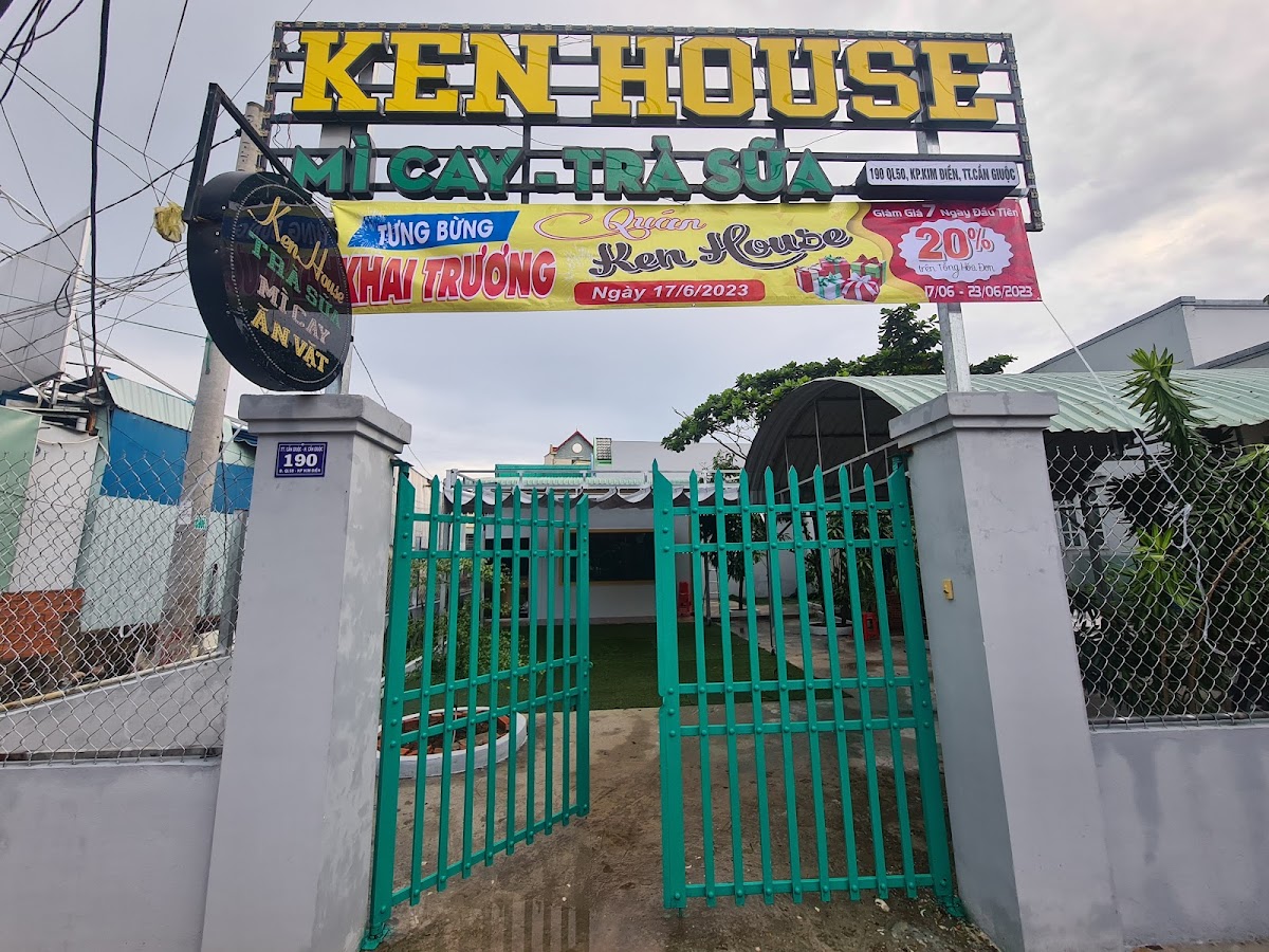 Trà sữa, mì cay Ken House