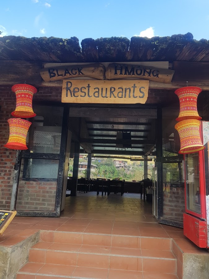 Black H'mông restaurants view