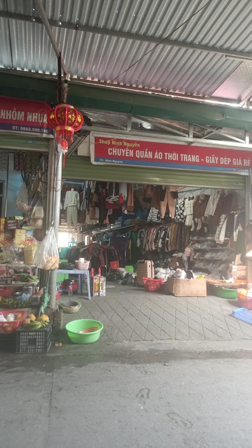 Tạp hóa Ninh Kiệm