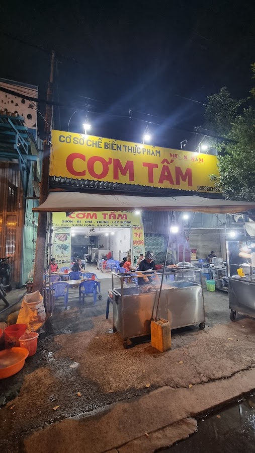 Cơm tấm Muôn Năm