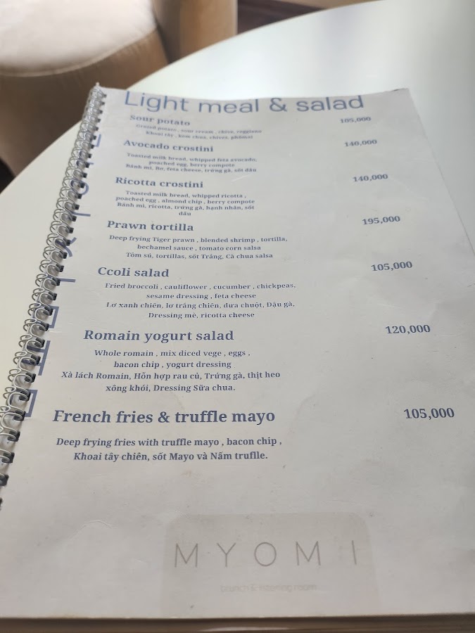MYOMI_Casual Dining