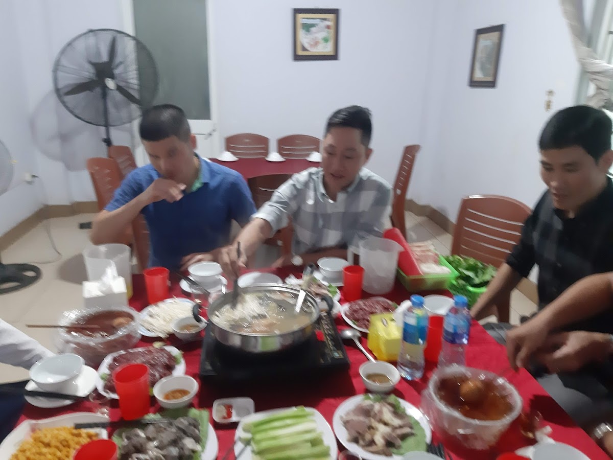 Nhà Hàng TRUNG THẢO