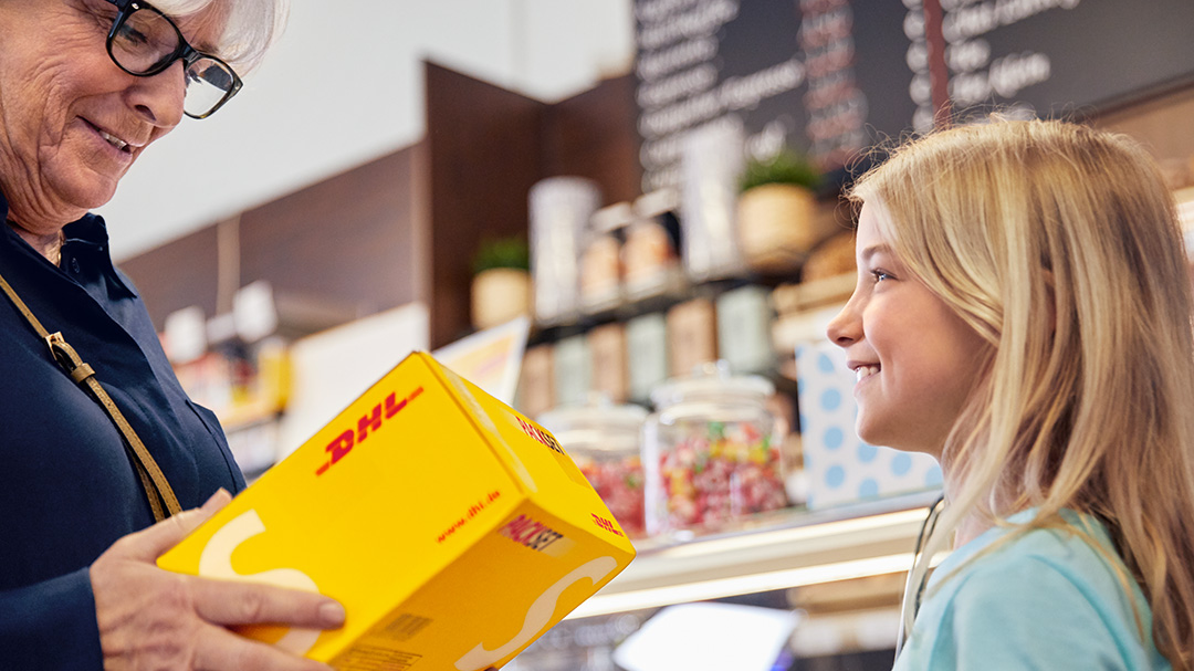 DHL Express Service Point (Điểm Dịch Vụ DHL Express - Tây Hồ)