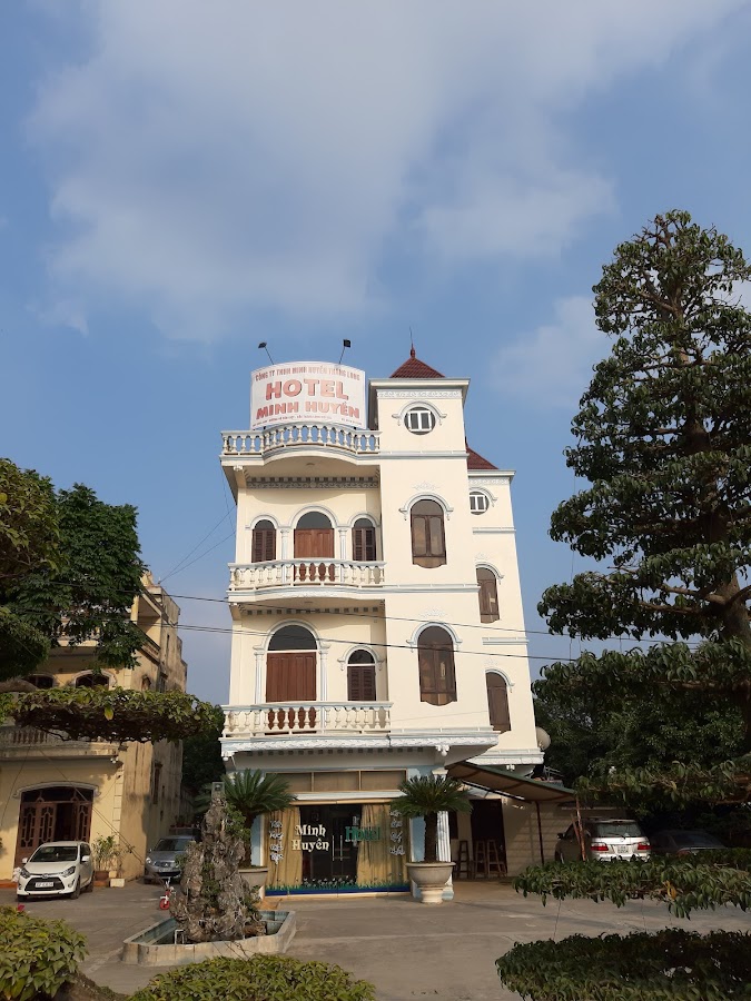 Minh Huyền Hotel