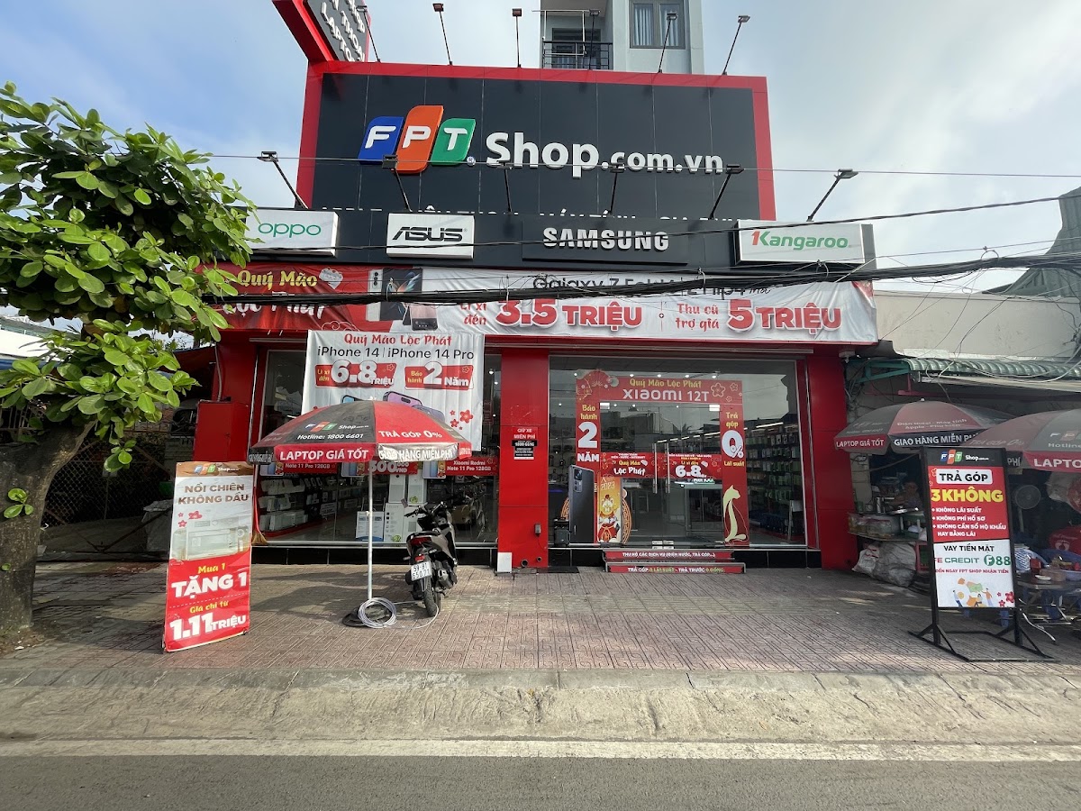 FPT Shop