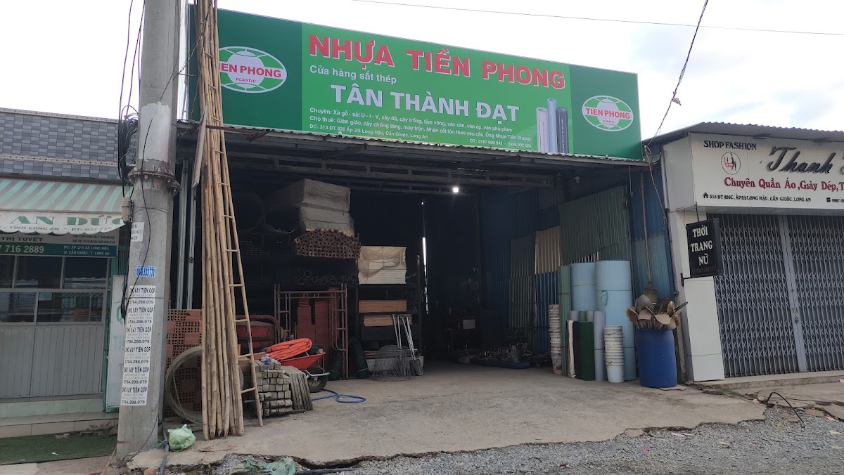 Cửa hàng sắt thép gỗ ván Tân thành đạt
