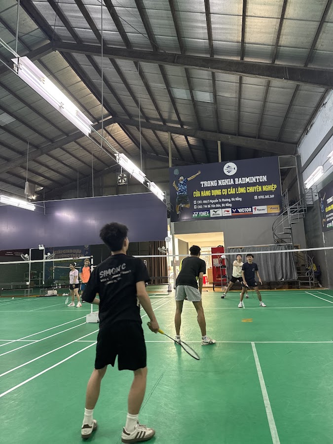 Sân Cầu Lông Trọng Nghĩa - Trong Nghia Badminton Court