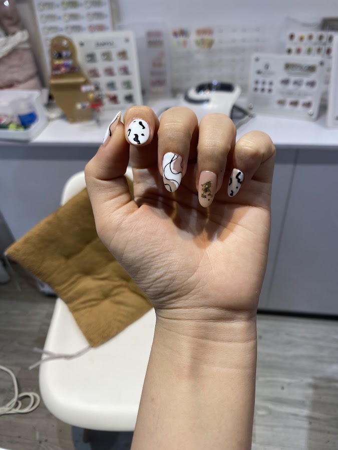 Lyly Nails
