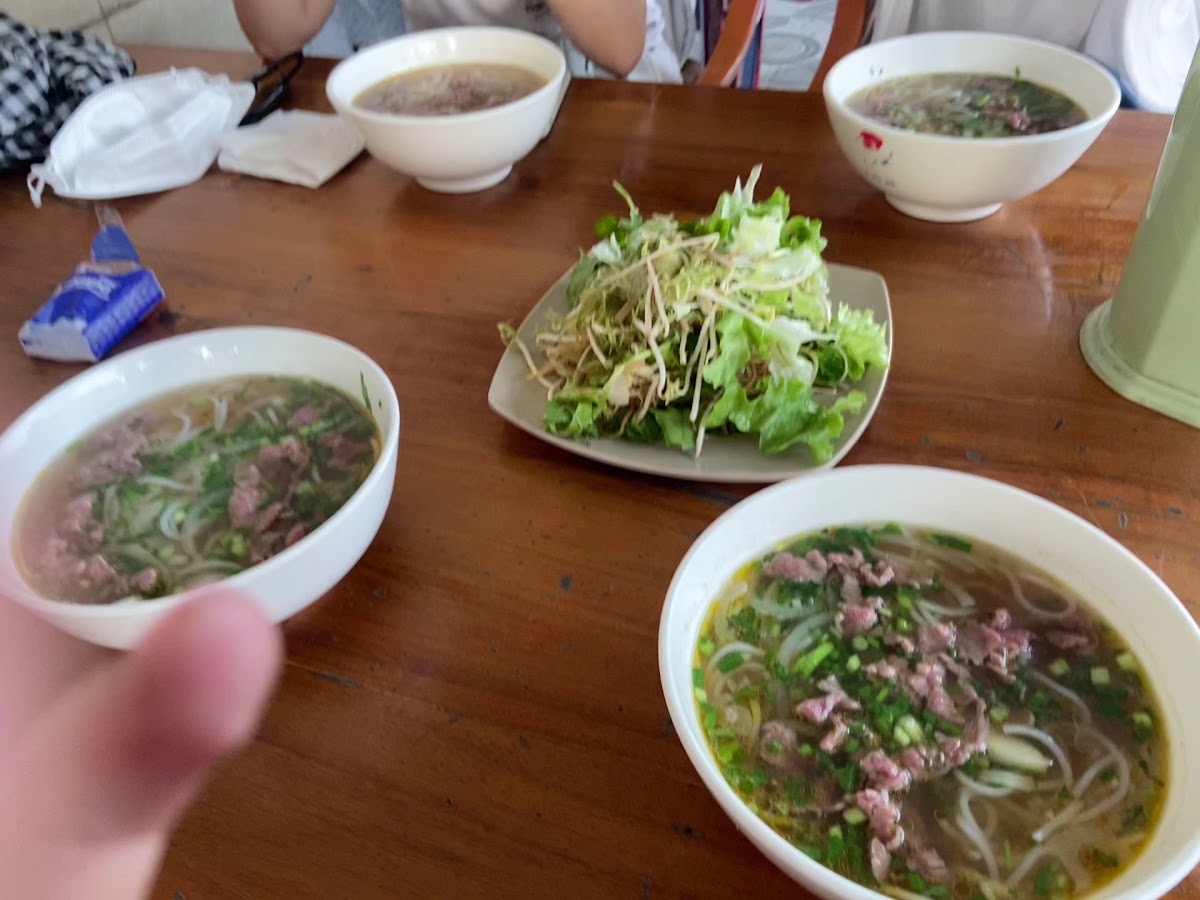 Quán Bà Tám Phở Bò