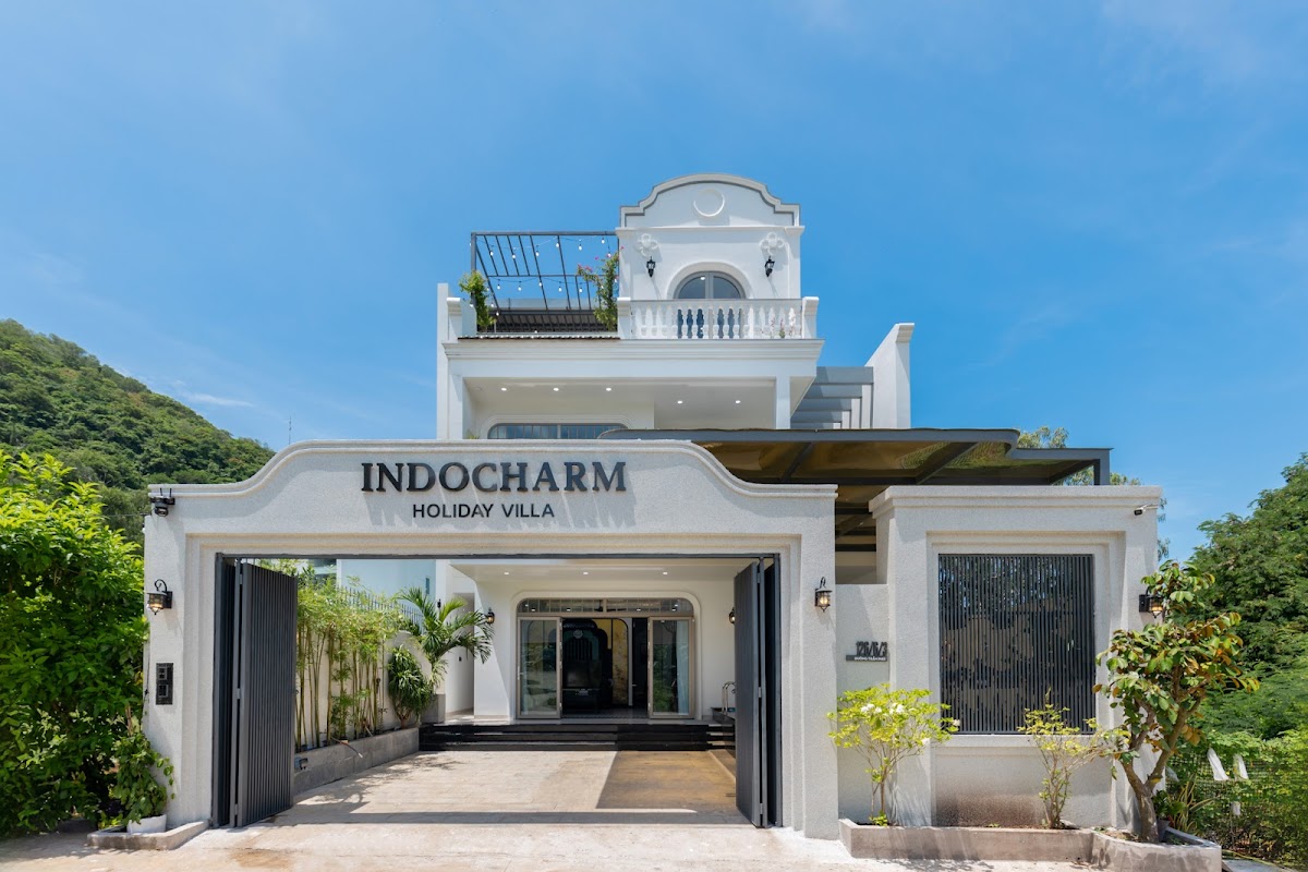 Indocharm Villa