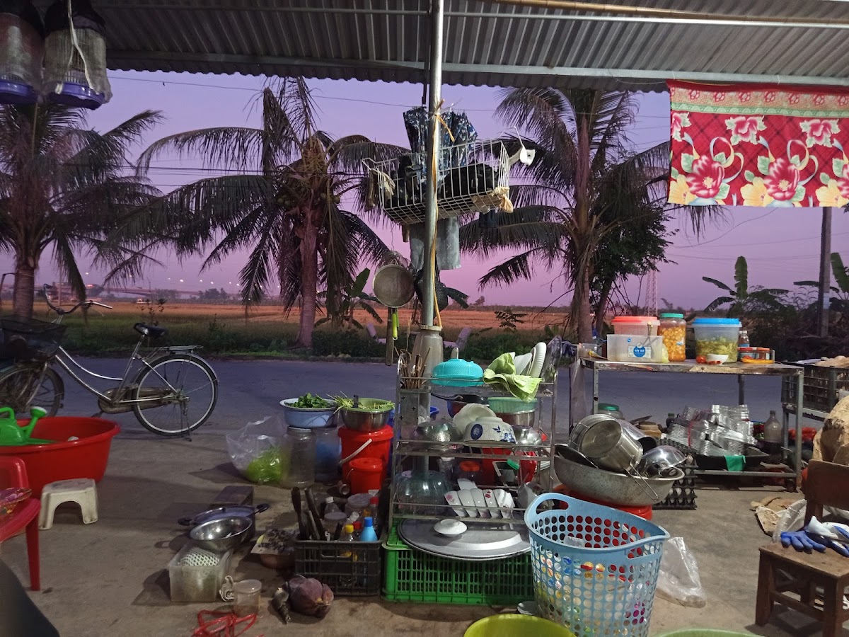 Cửa Hàng Tạp Hóa Cảnh Tình