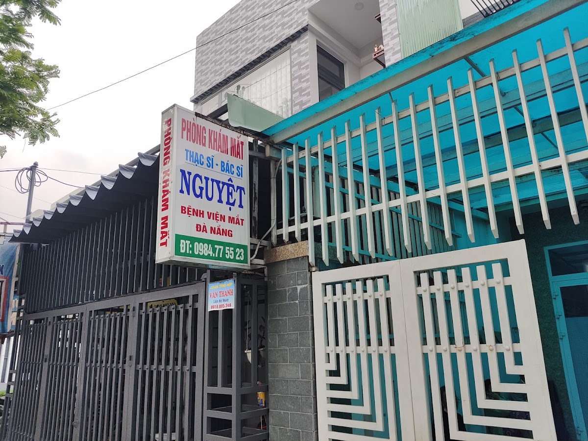 Phòng khám mắt bác sĩ Nguyệt