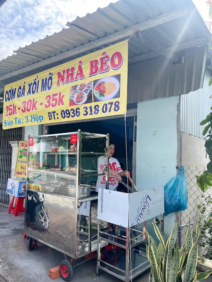 CƠM GÀ XỐI MỠ NHÀ BÉO